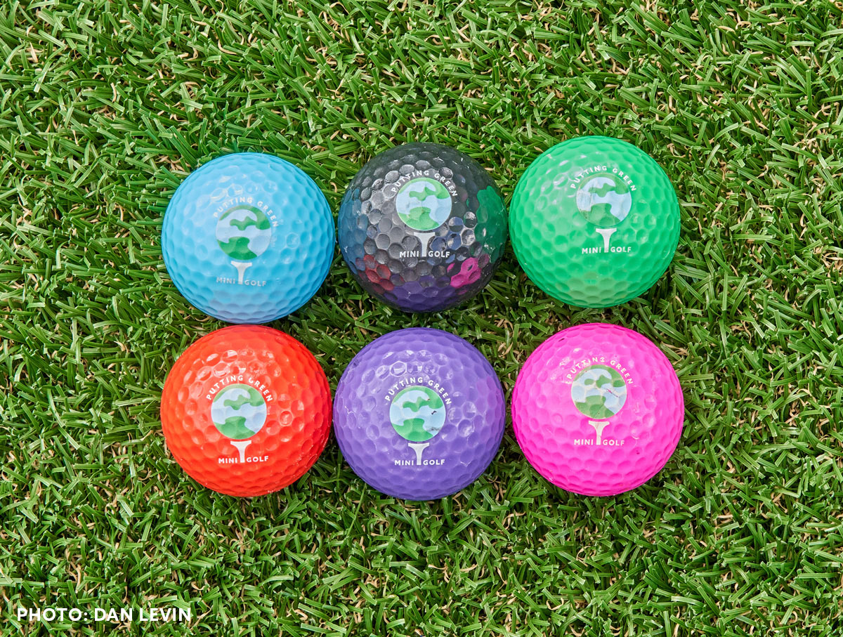 Putting Green Golf Balls